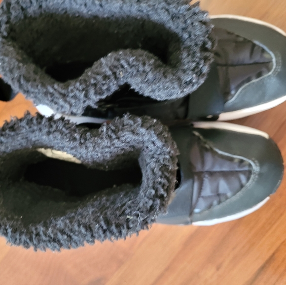 Kids Nike boots - Picture 5 of 7